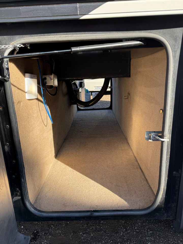 Tiffin Motorhomes Phaeton  2018