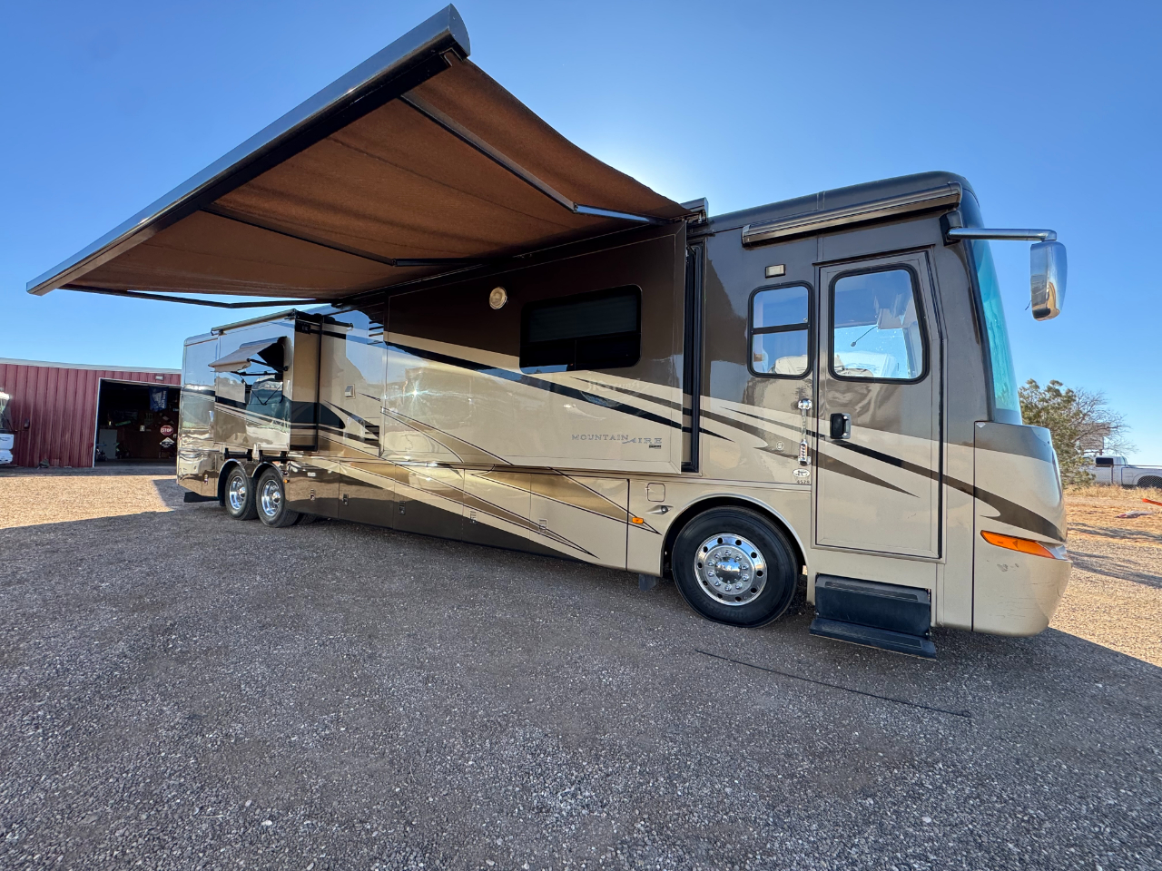 2008 Newmar Mountain Aire 4528