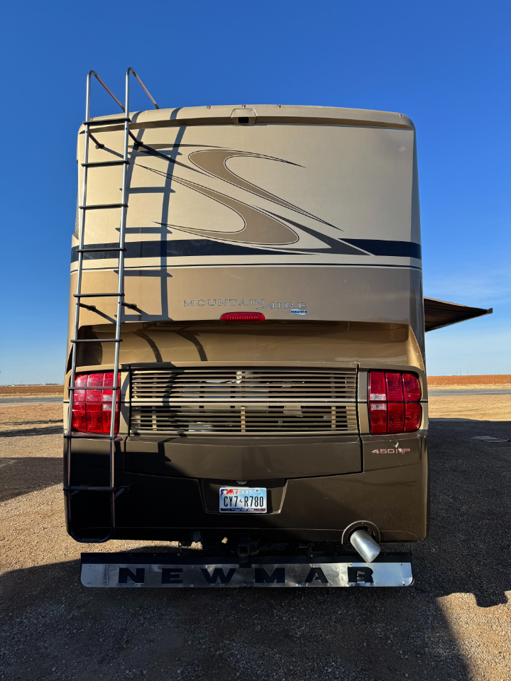 Newmar Mountain Aire  2008