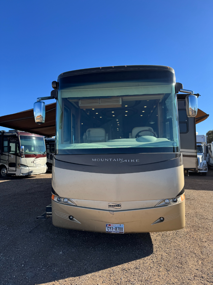 Newmar Mountain Aire  2008