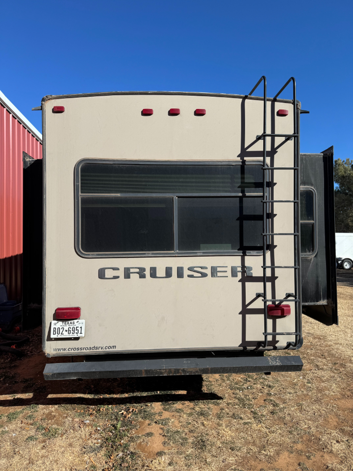 CrossRoads RV Cruiser  2014