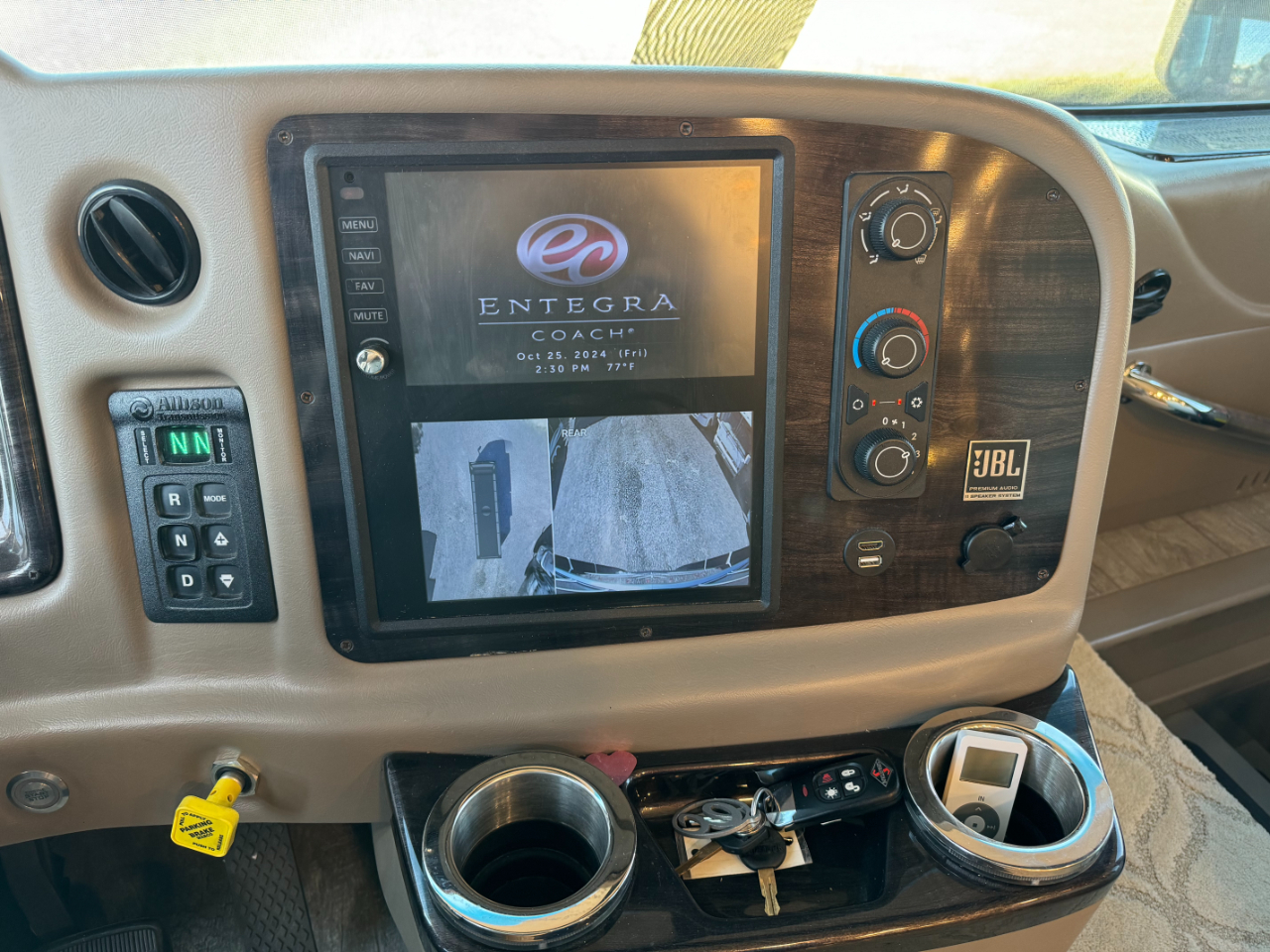 Entegra Coach Cornerstone  2021