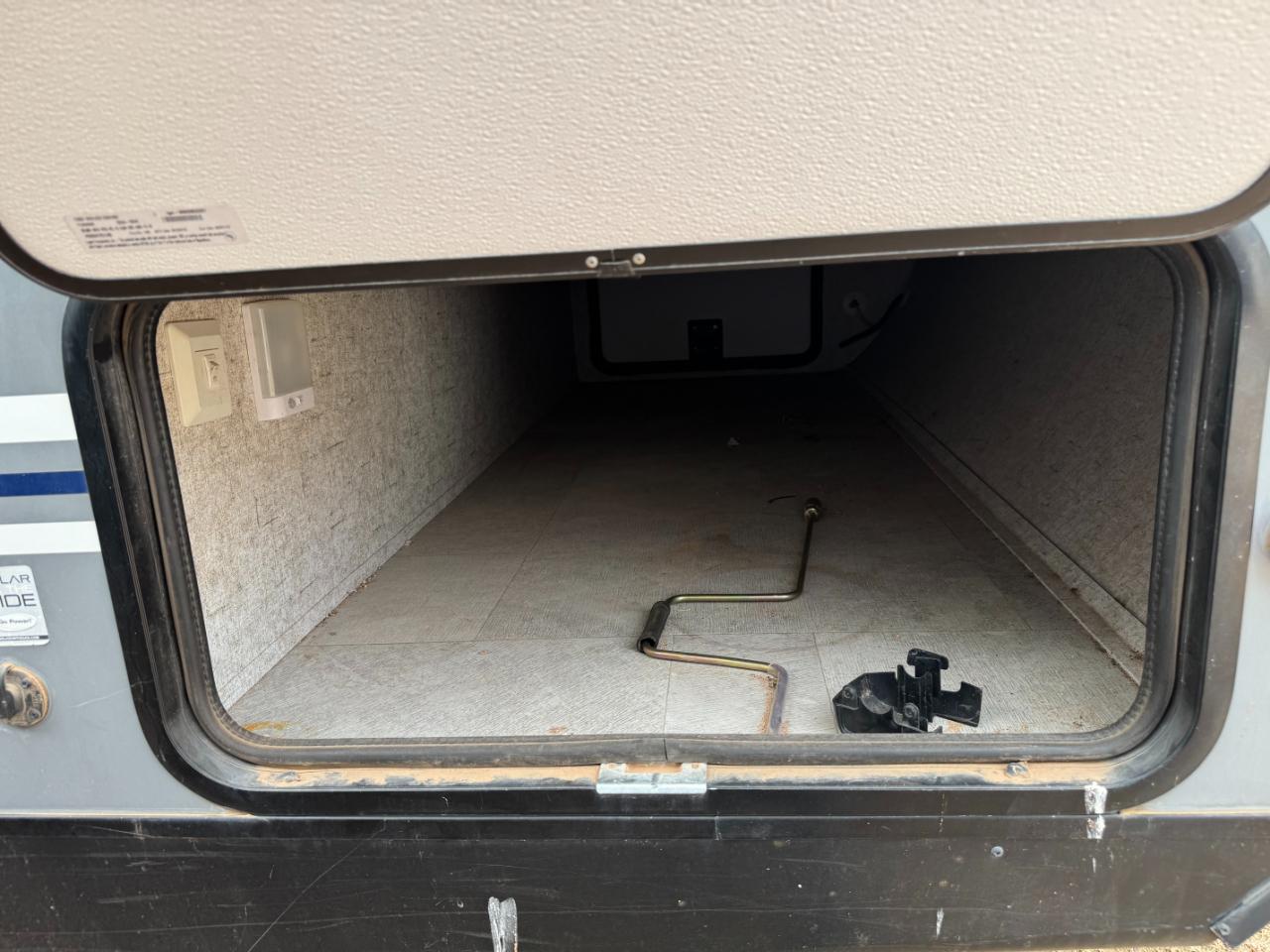 Forest River Coachmen Apex  2020