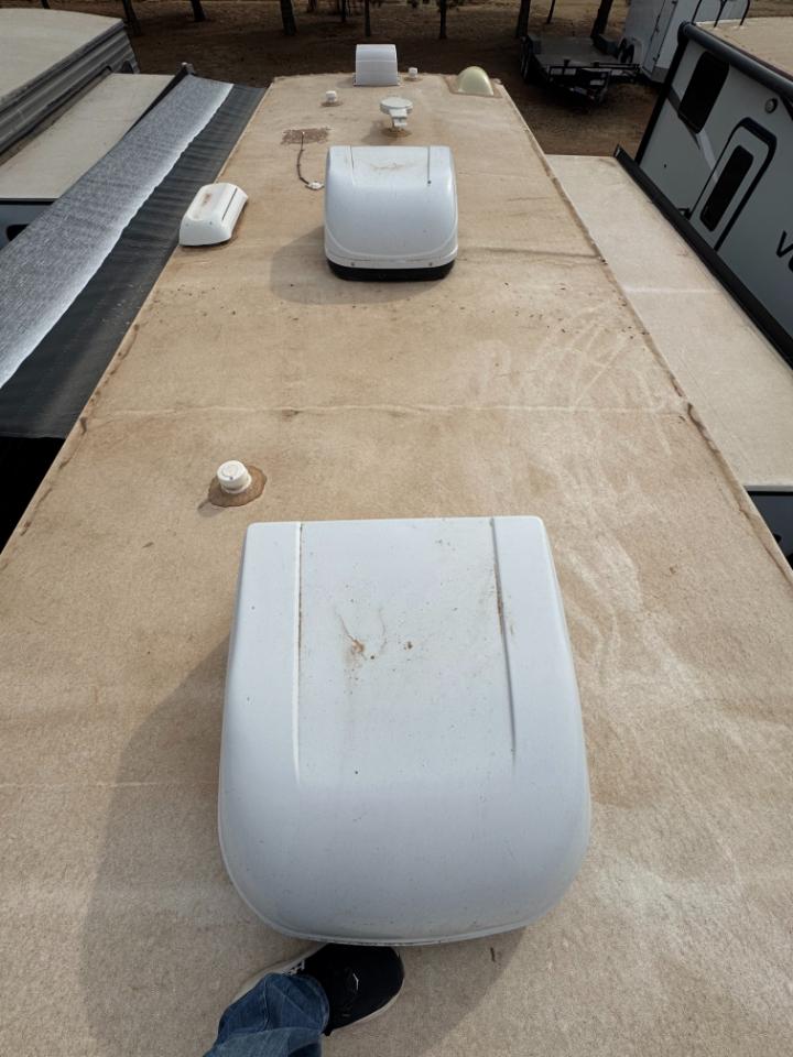 Forest River Coachmen Apex  2020