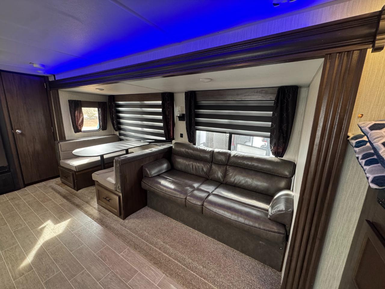 Forest River Cherokee  2020