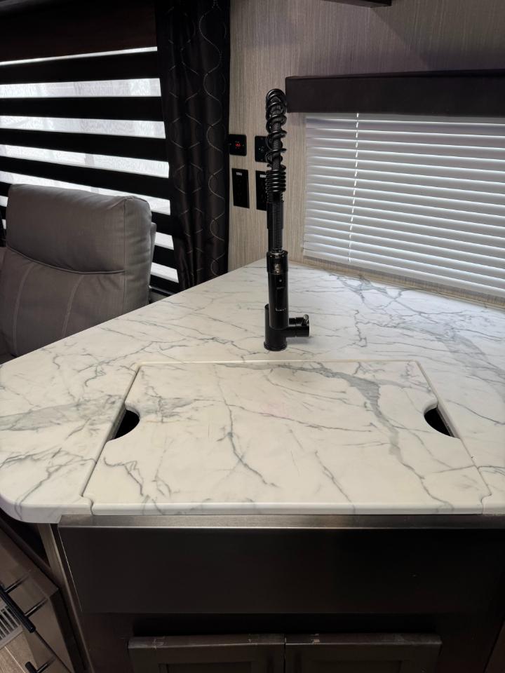 Forest River Cherokee  2020