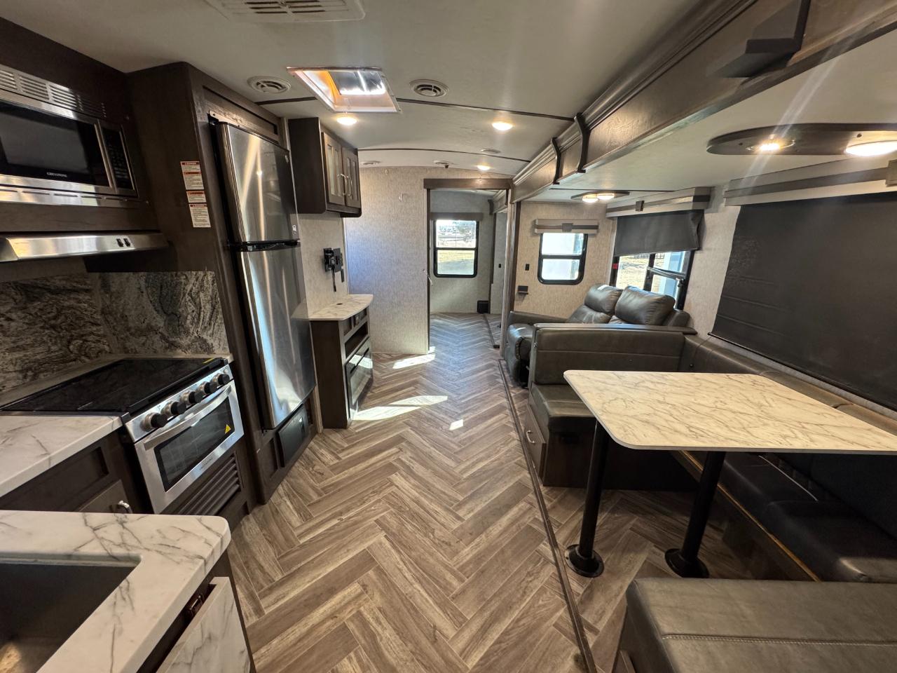 Dutchmen Astoria  2021