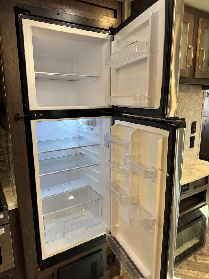 Dutchmen Astoria  2021