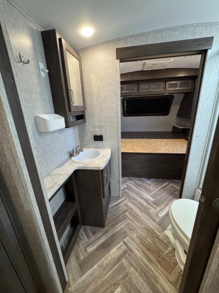 Dutchmen Astoria  2021