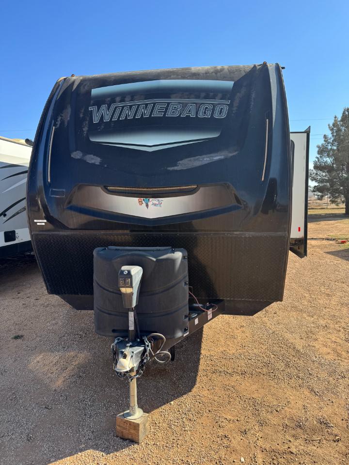 Winnebago Voyage  2021