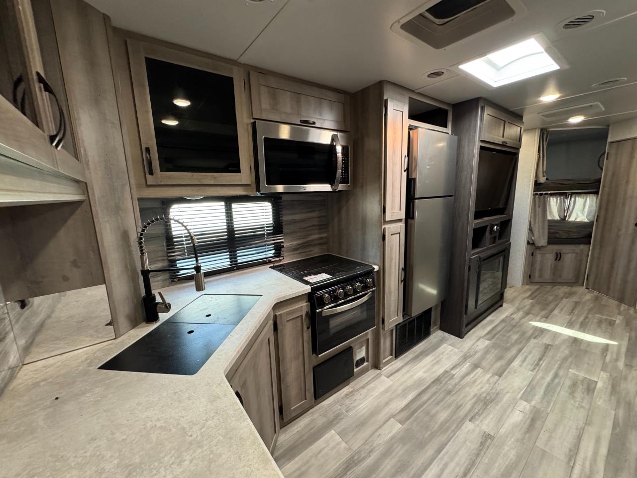 Winnebago Voyage  2021