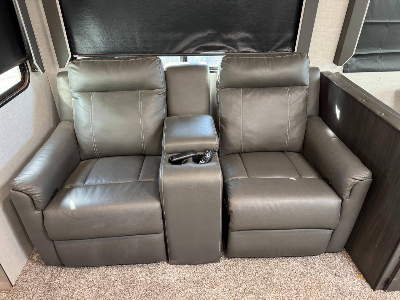 Winnebago Voyage  2021