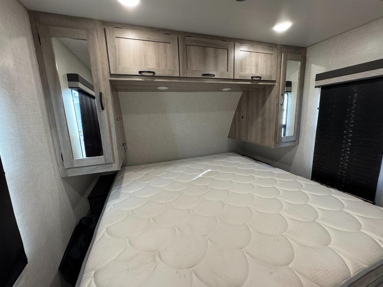 Winnebago Voyage  2021