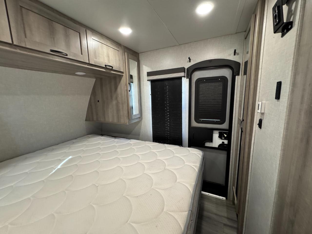 Winnebago Voyage  2021