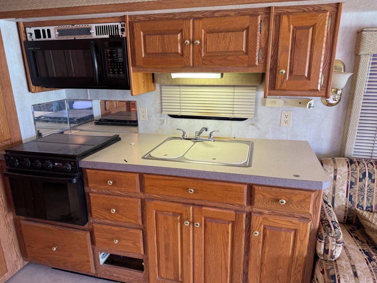 Holiday Rambler Ambassador  2000