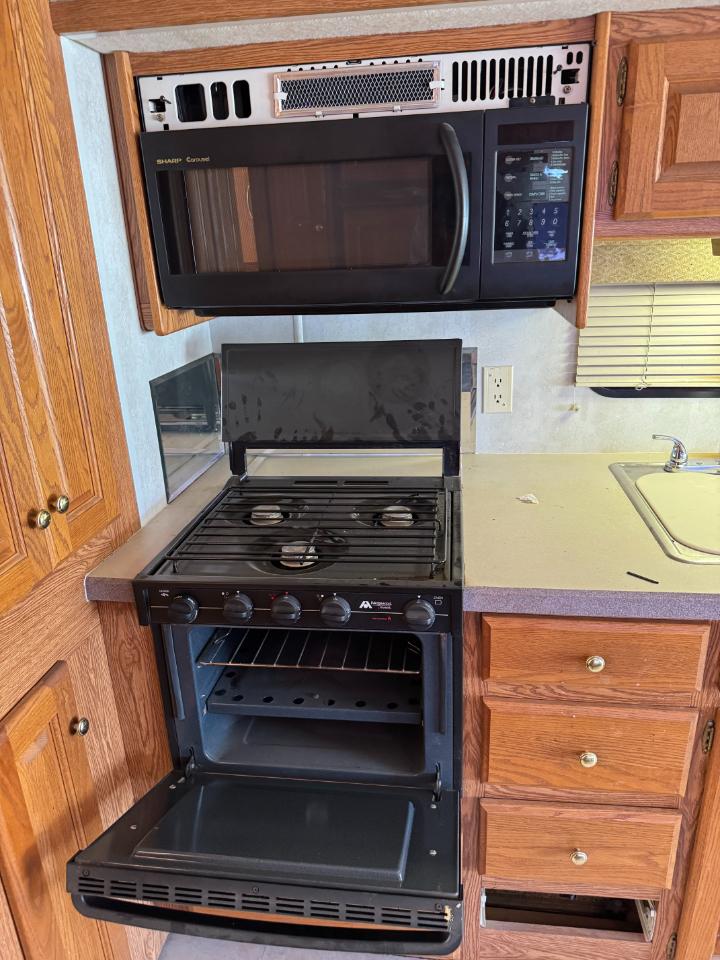 Holiday Rambler Ambassador  2000