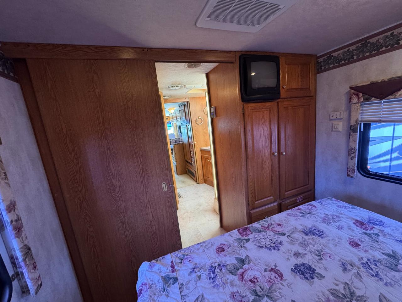 Holiday Rambler Ambassador  2000