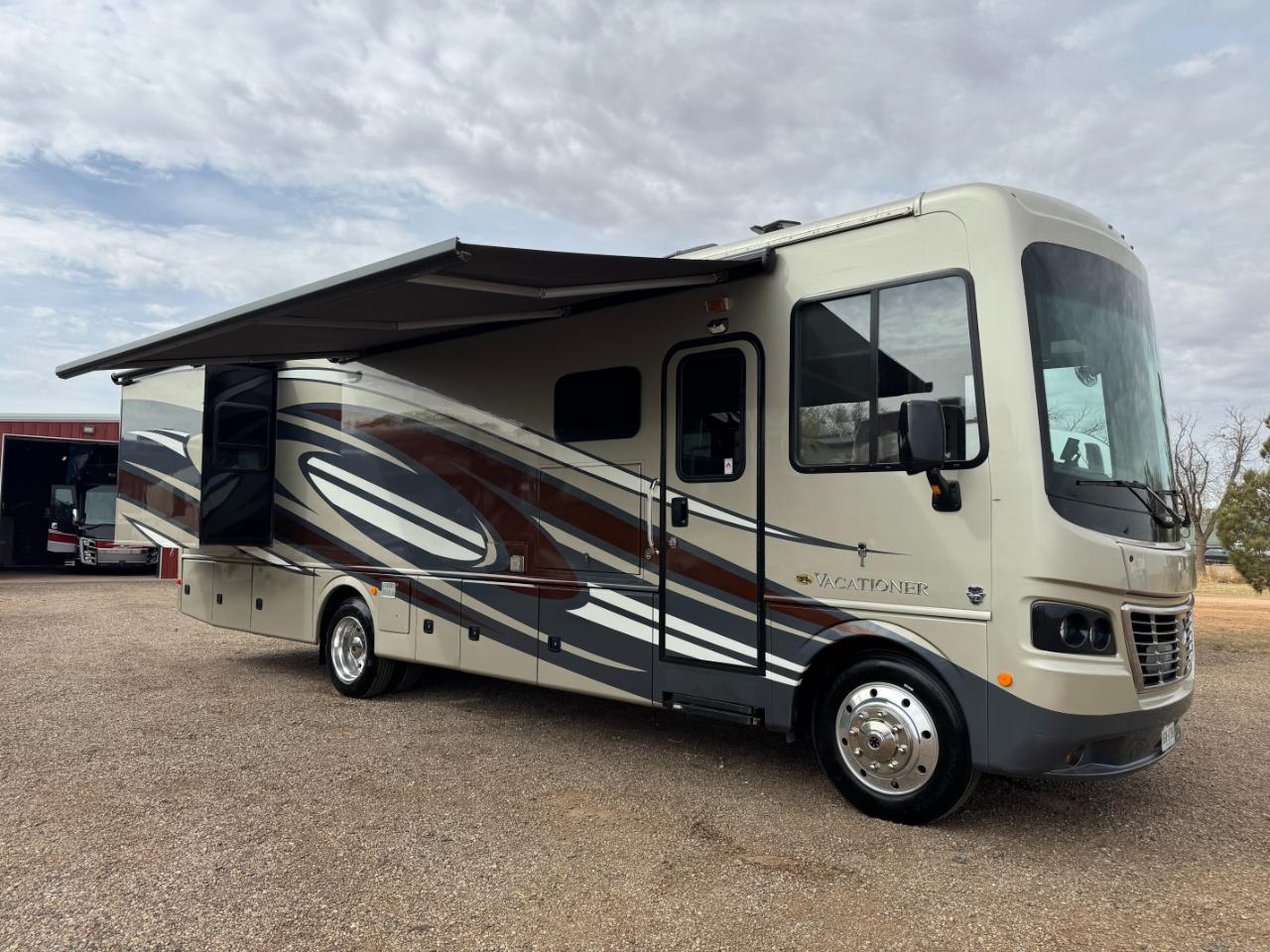 Holiday Rambler Vacationer  2017