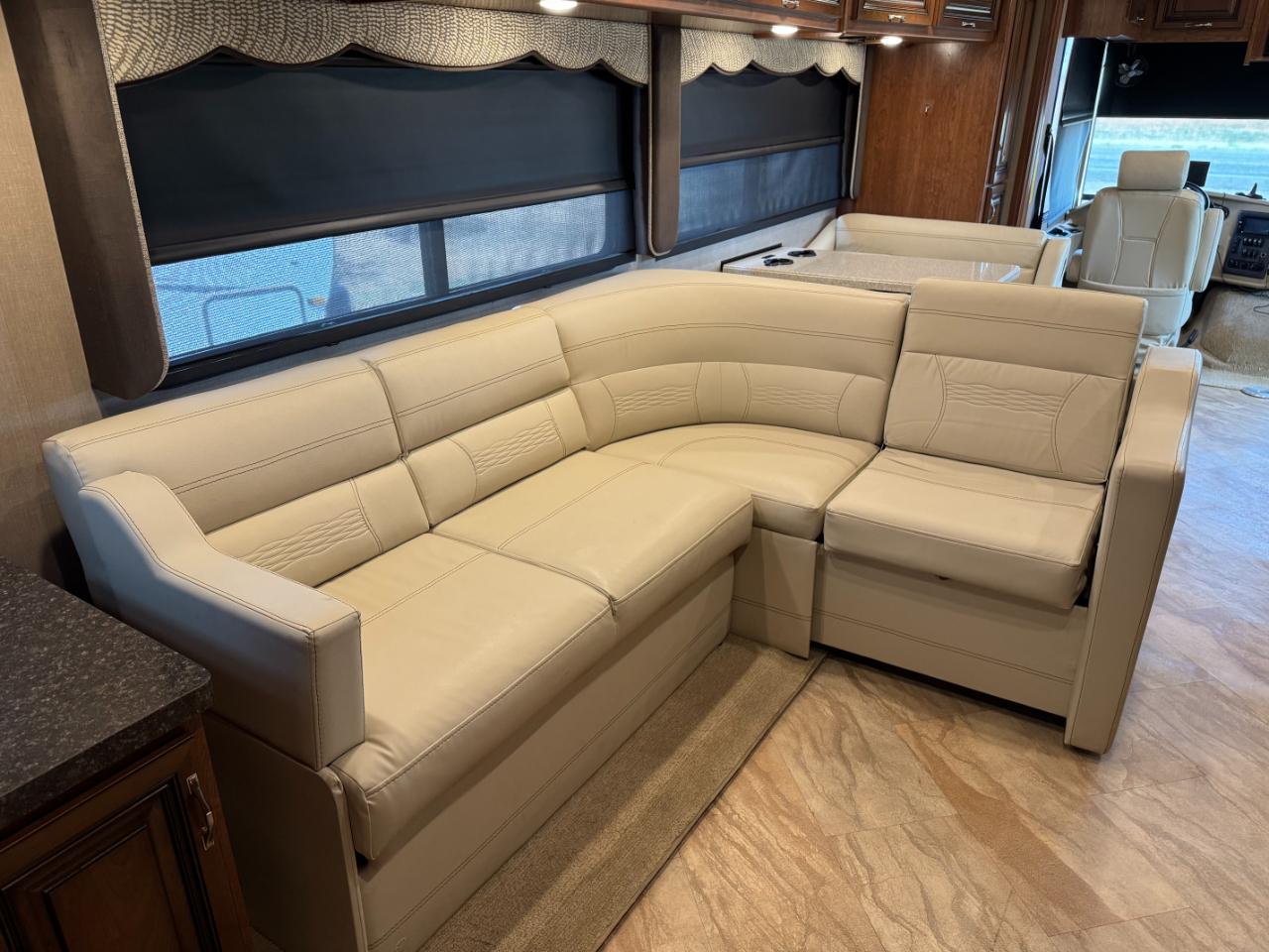 Holiday Rambler Vacationer  2017