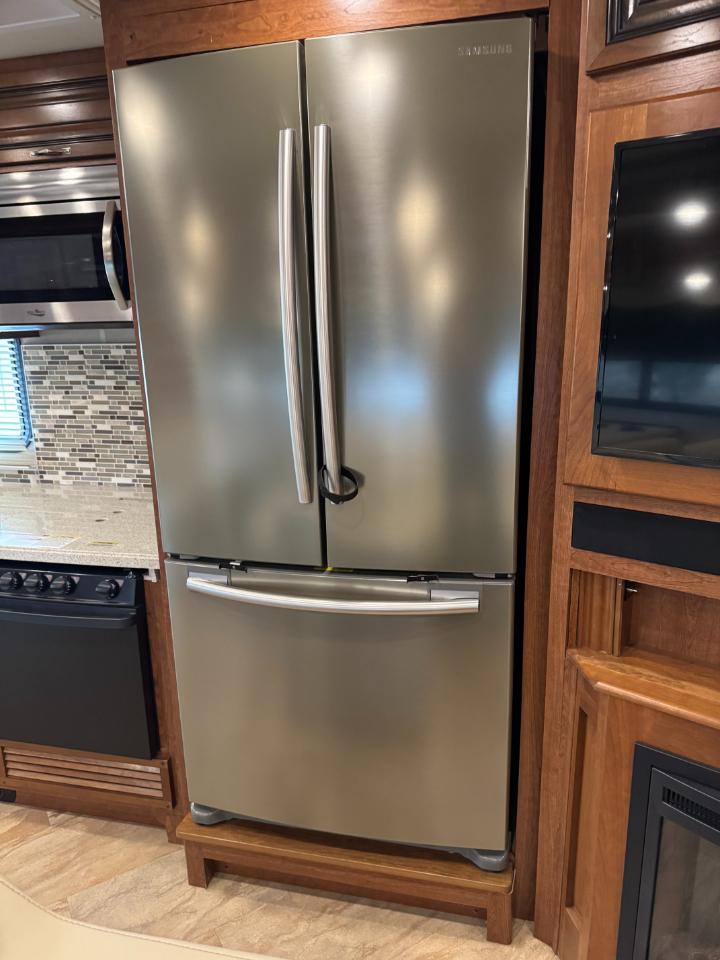 Holiday Rambler Vacationer  2017