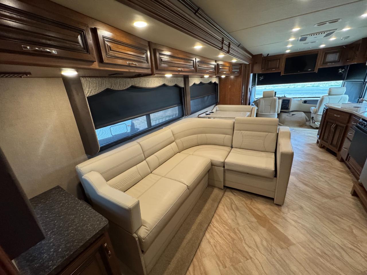 Holiday Rambler Vacationer  2017