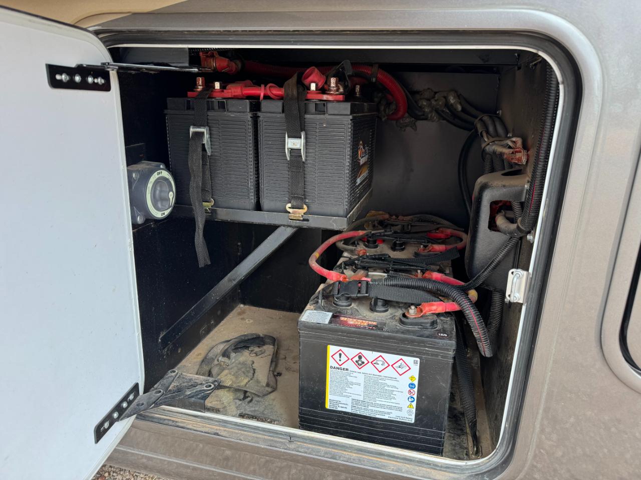 Thor Motor Coach Palazzo  2014