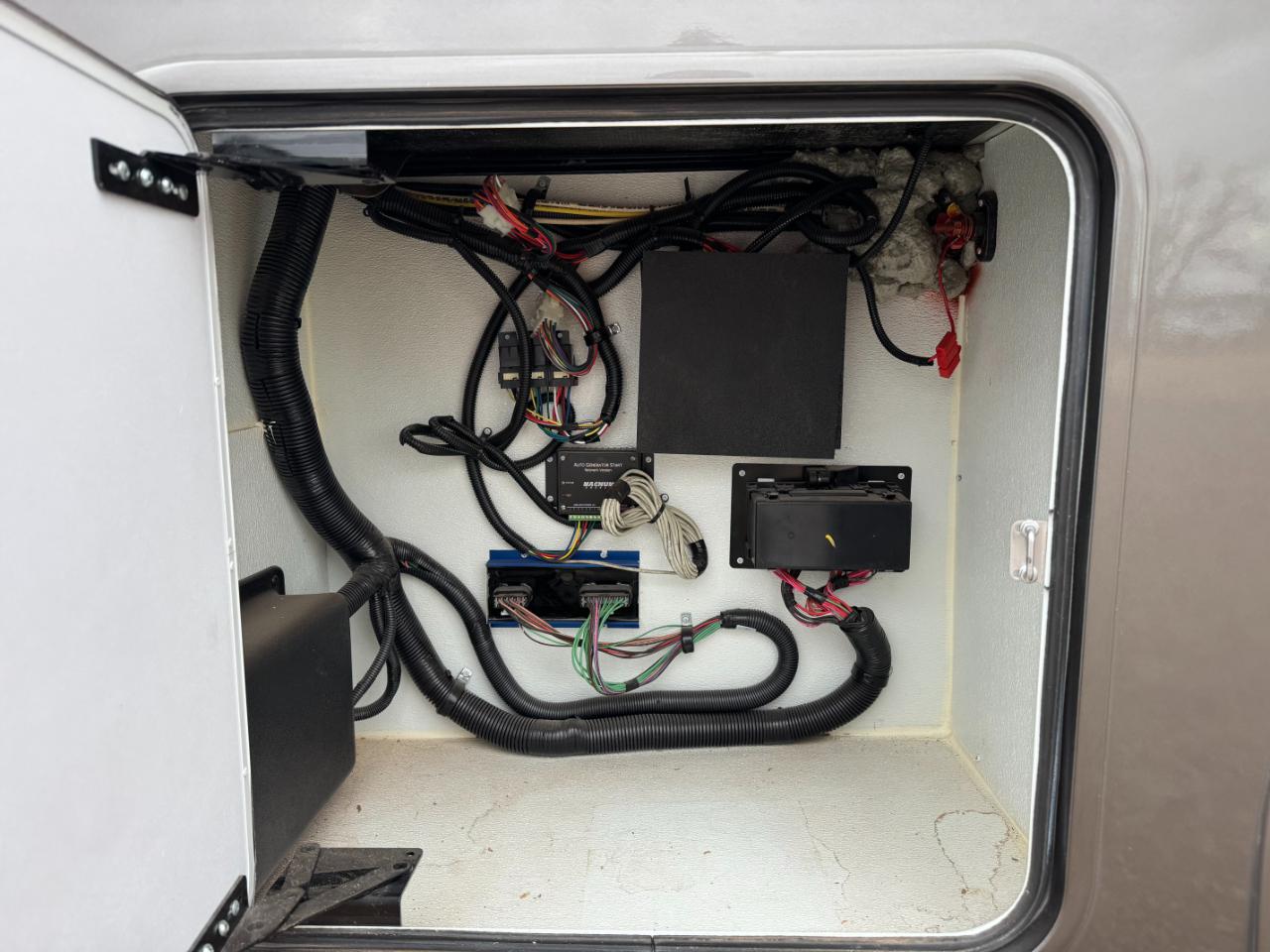 Thor Motor Coach Palazzo  2014