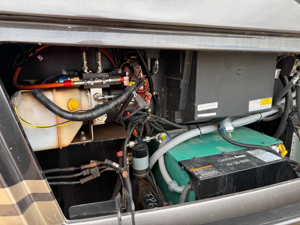 Thor Motor Coach Palazzo  2014