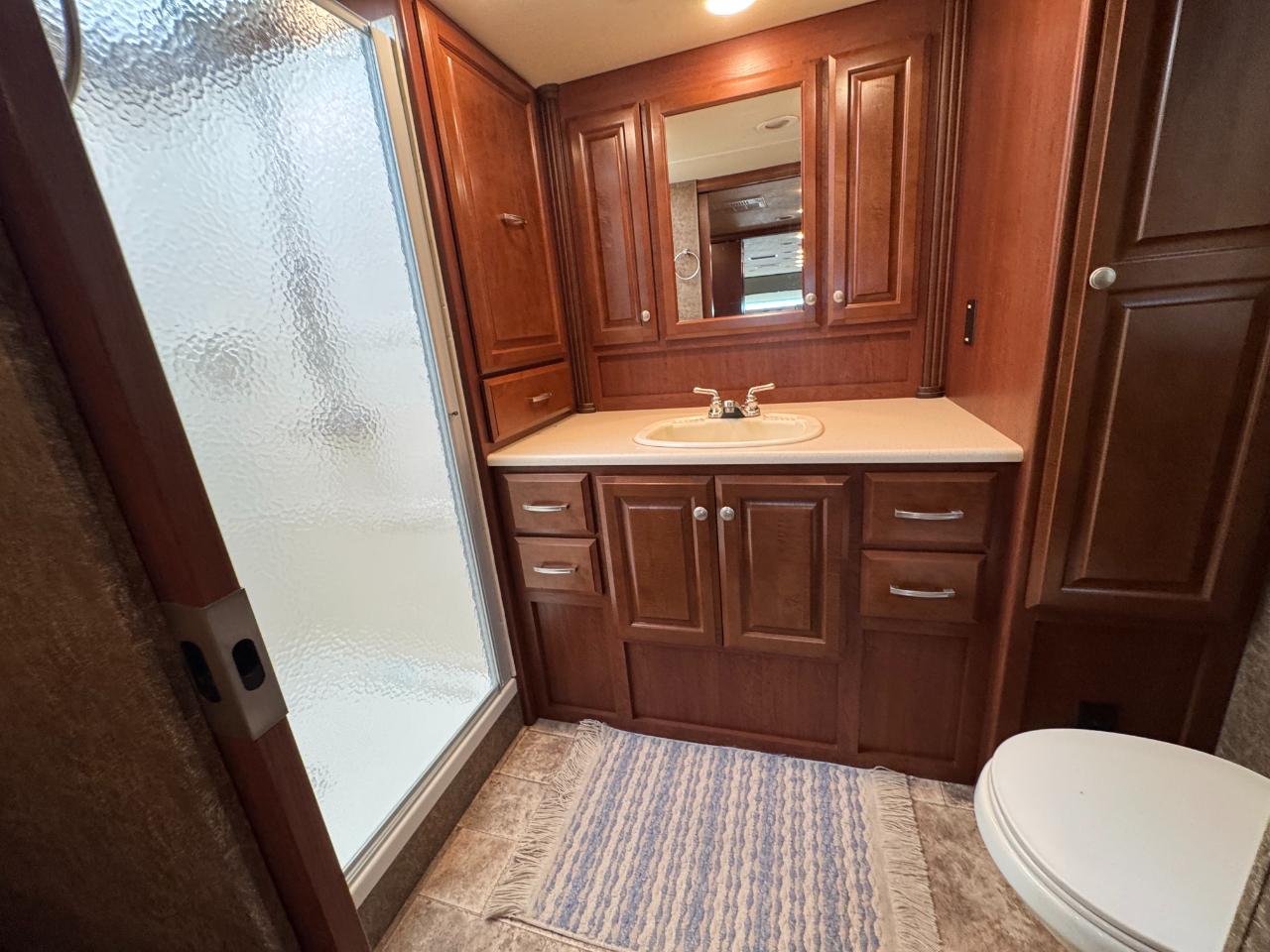 Thor Motor Coach Palazzo  2014