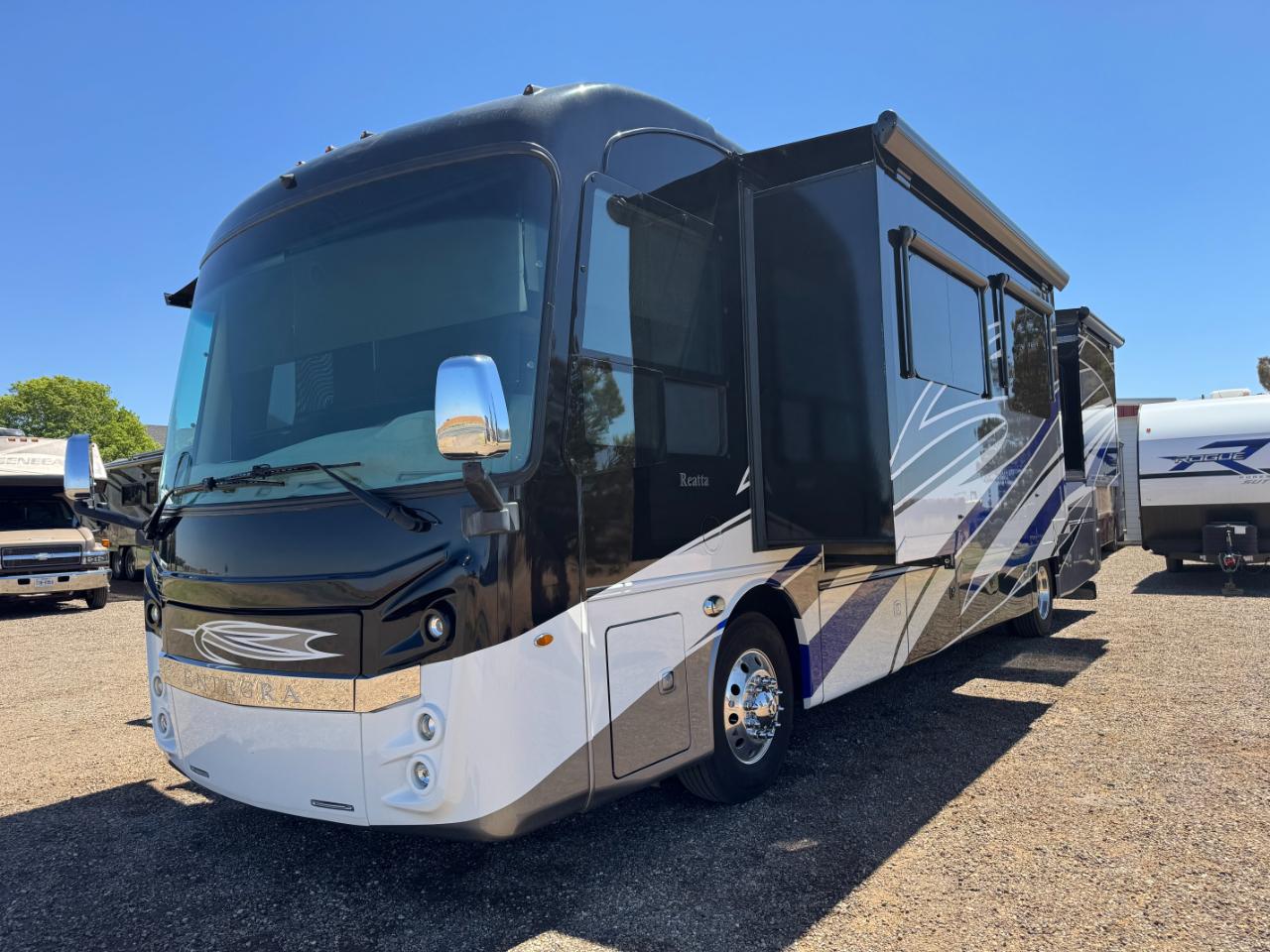 Entegra Coach Reatta  2022