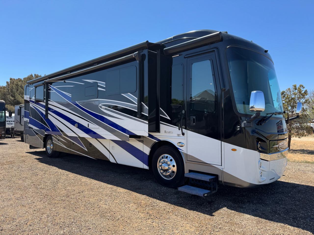 Entegra Coach Reatta  2022