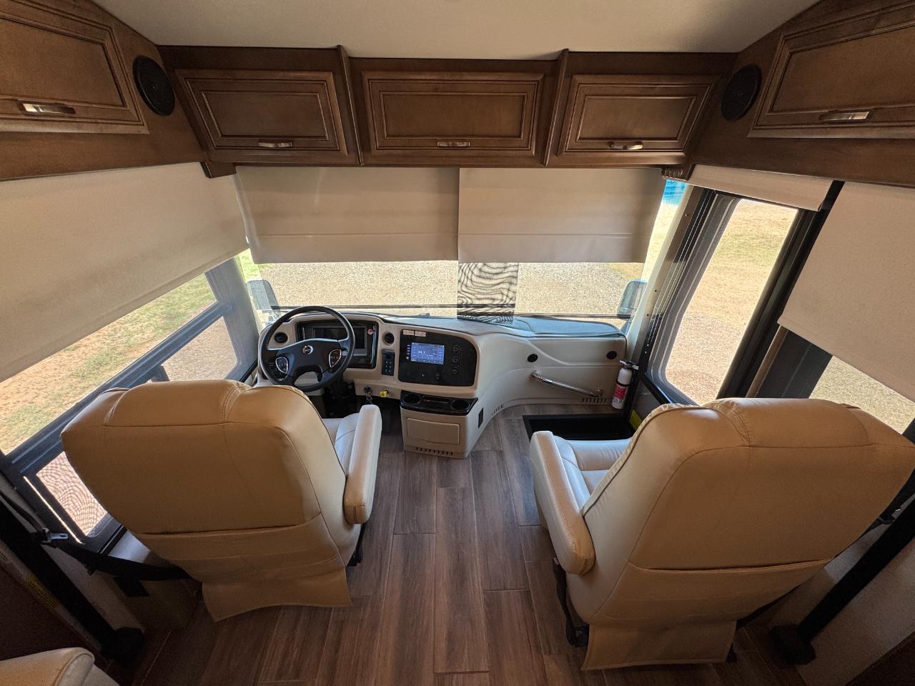 Entegra Coach Reatta  2022