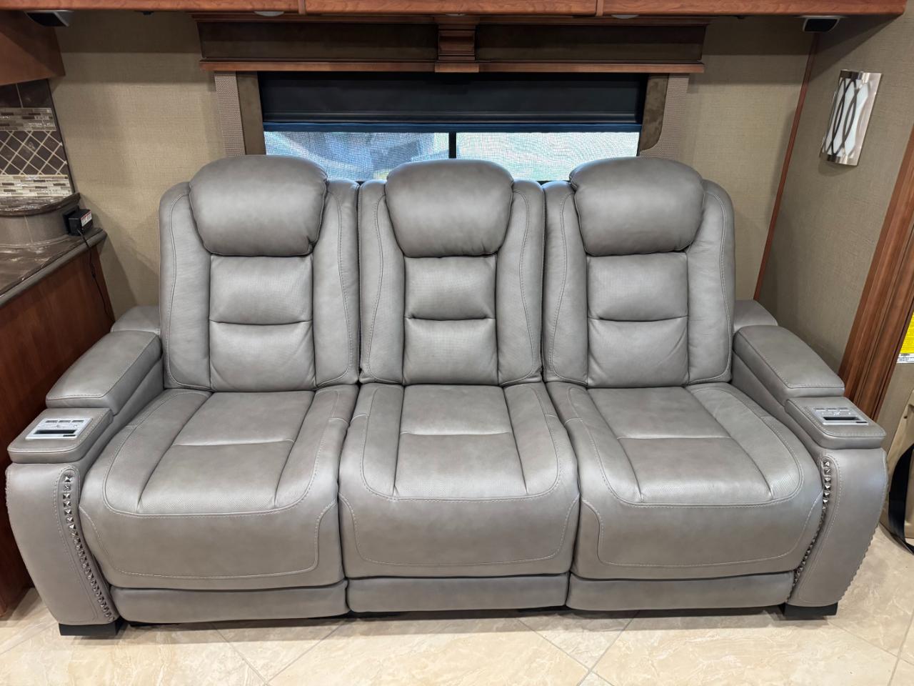 Fleetwood Discovery  2015