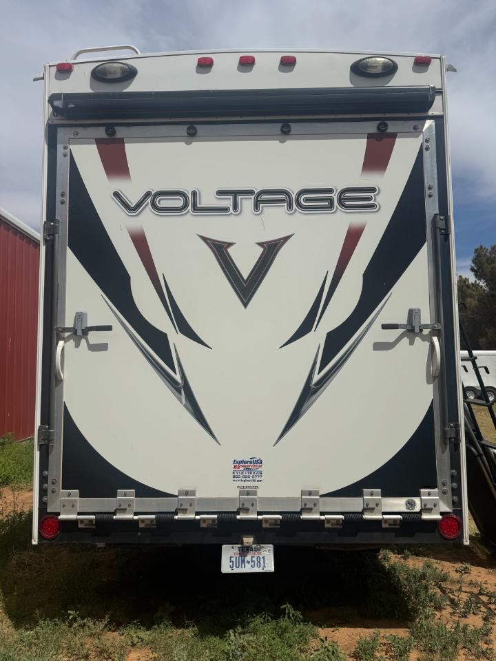 Dutchmen Voltage V Series  2012