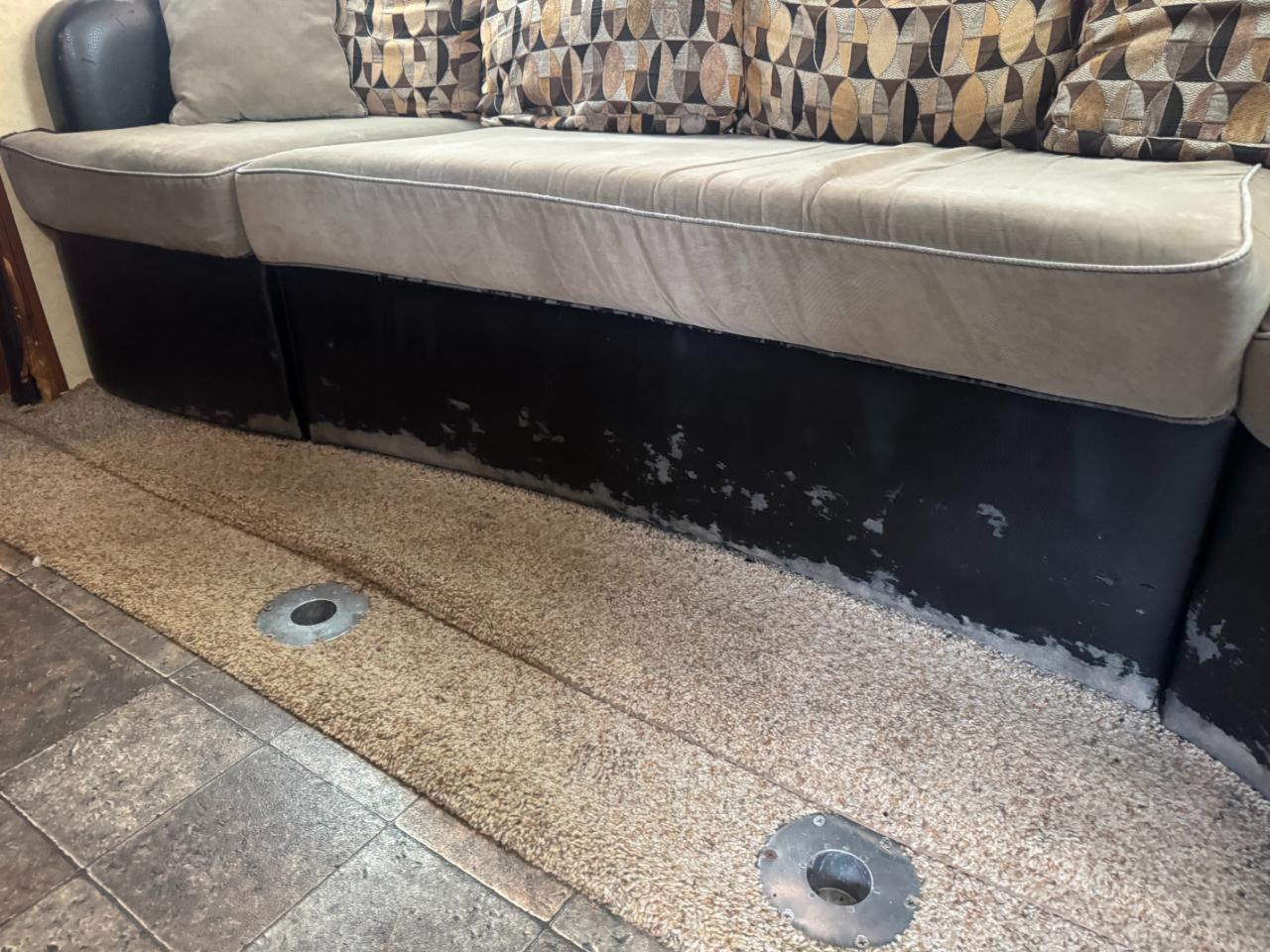 Dutchmen Voltage V Series  2012