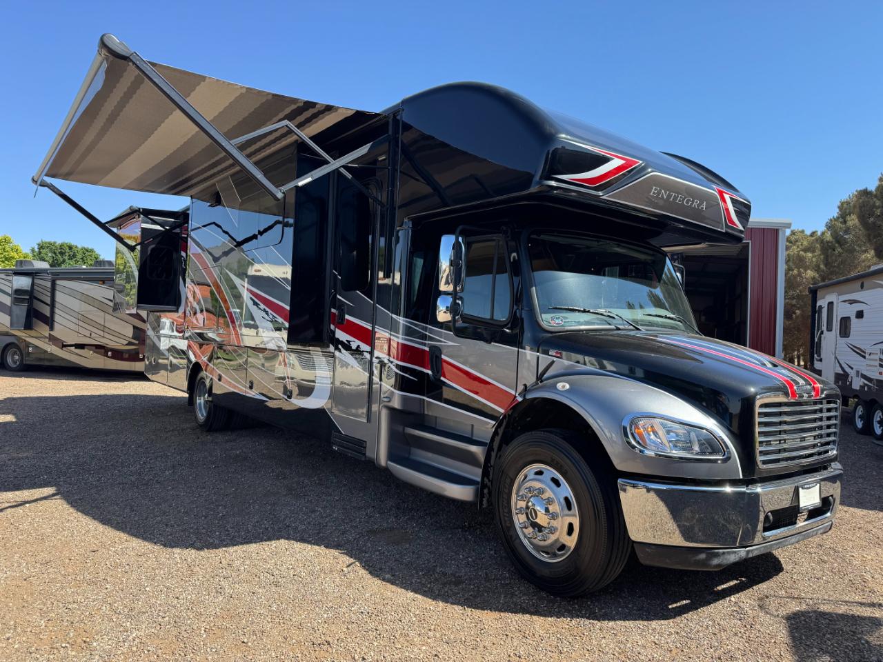 2021 Entegra Coach Accolade 37TS