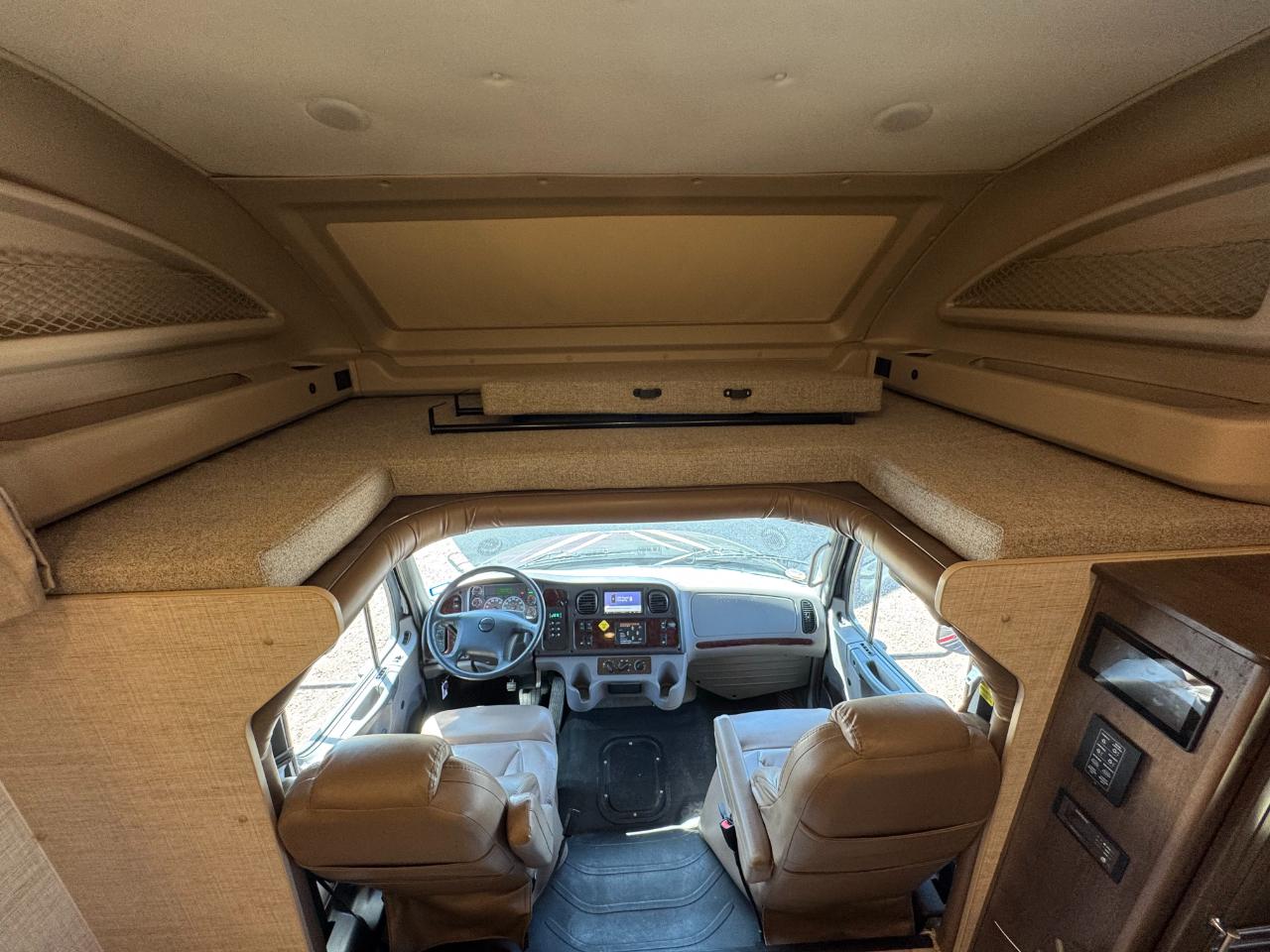 Entegra Coach Accolade  2021