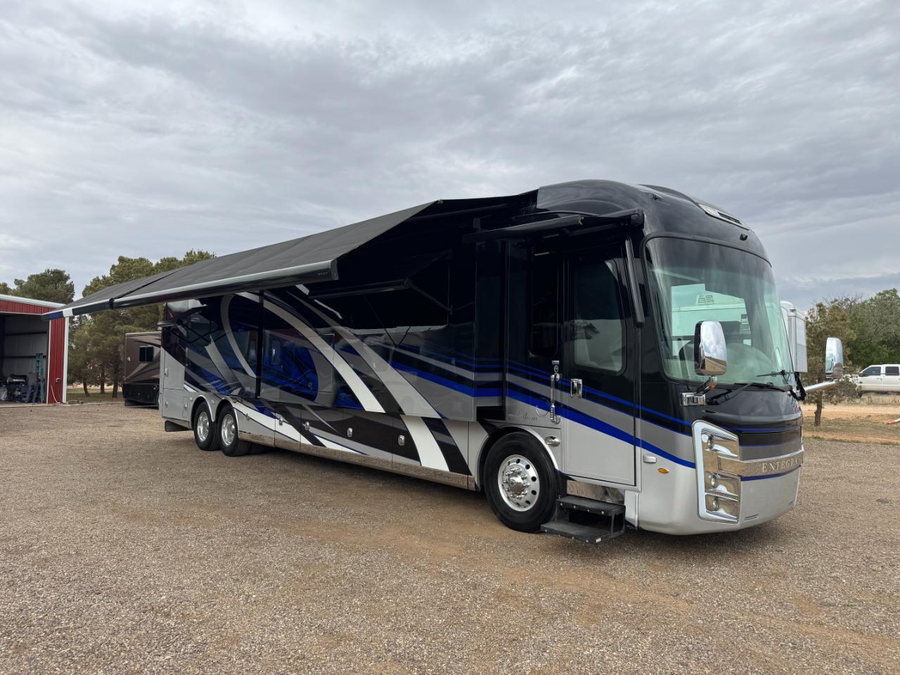 Entegra Coach Anthem  2020