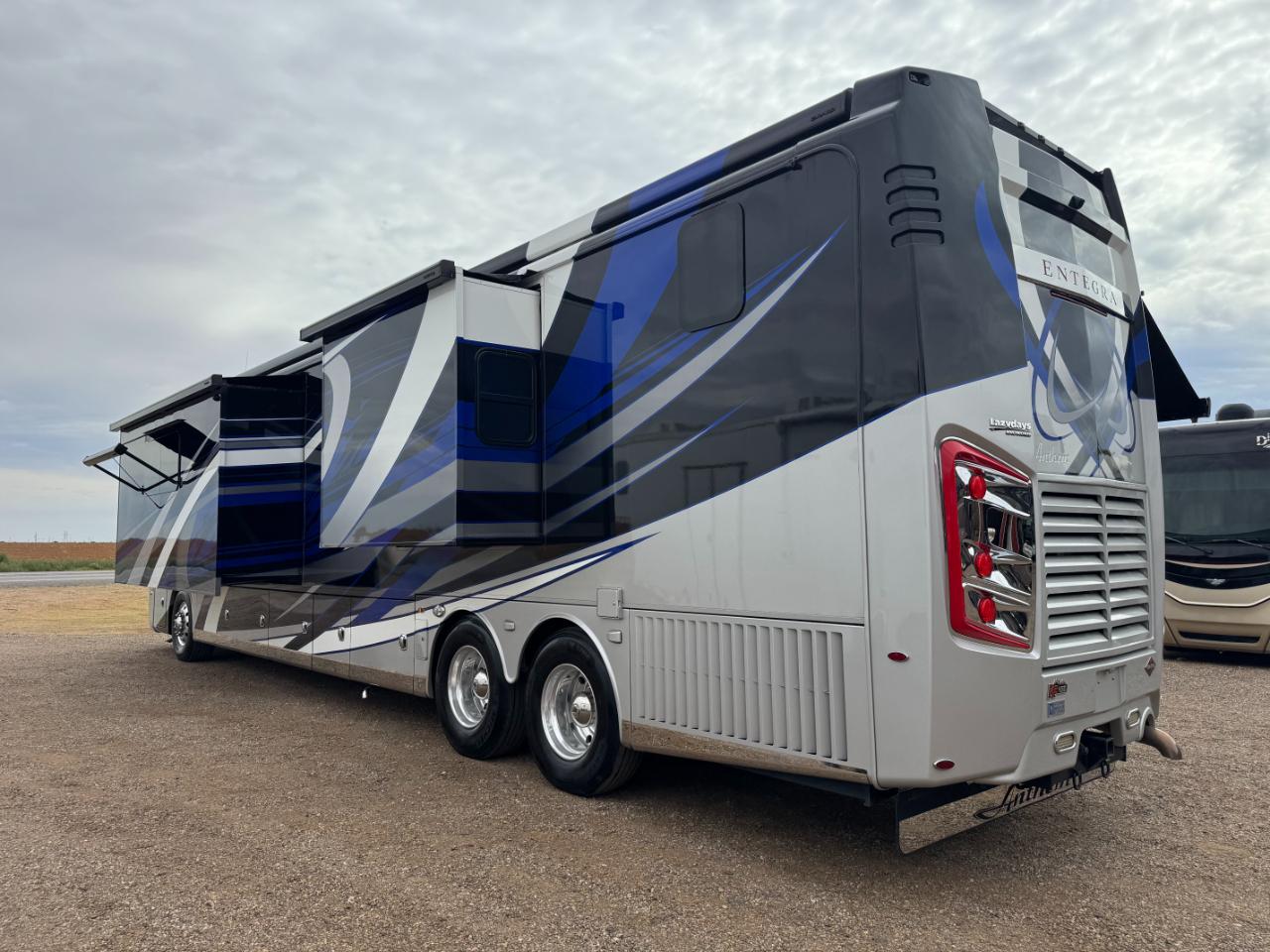 Entegra Coach Anthem  2020