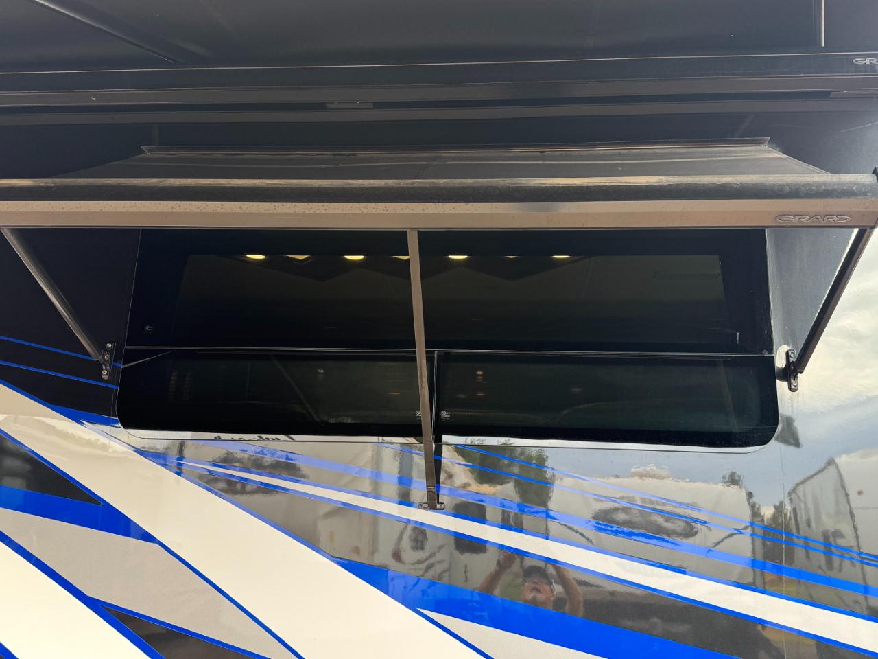 Entegra Coach Anthem  2020