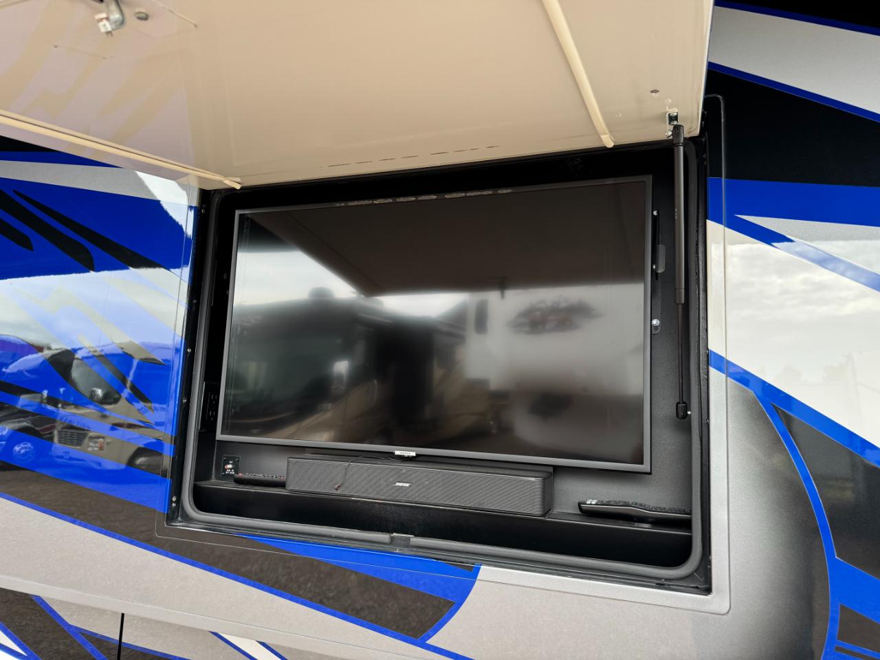 Entegra Coach Anthem  2020