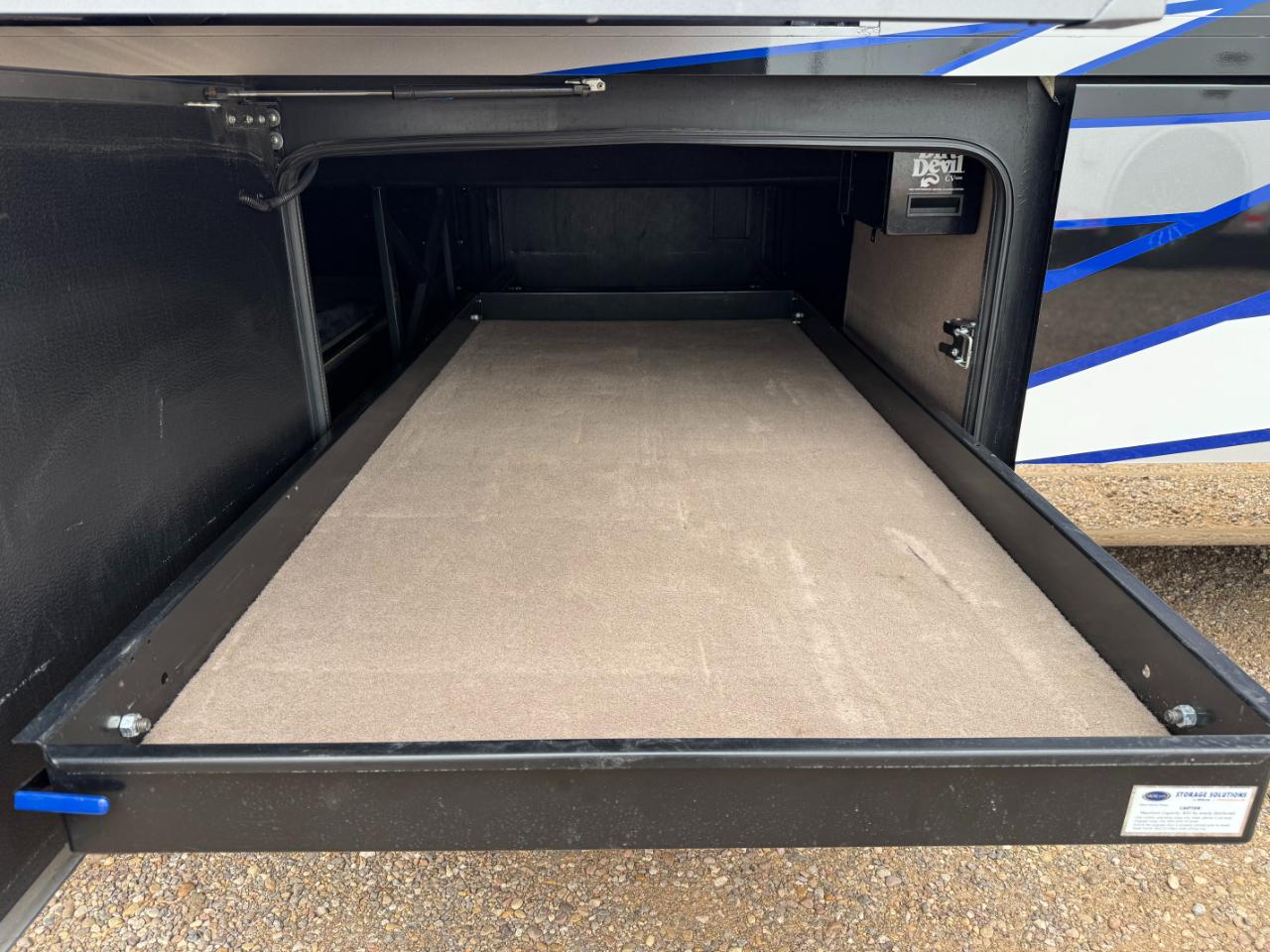 Entegra Coach Anthem  2020