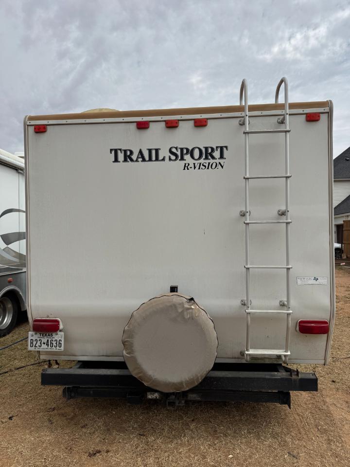 R Vision Trail Lite  2011