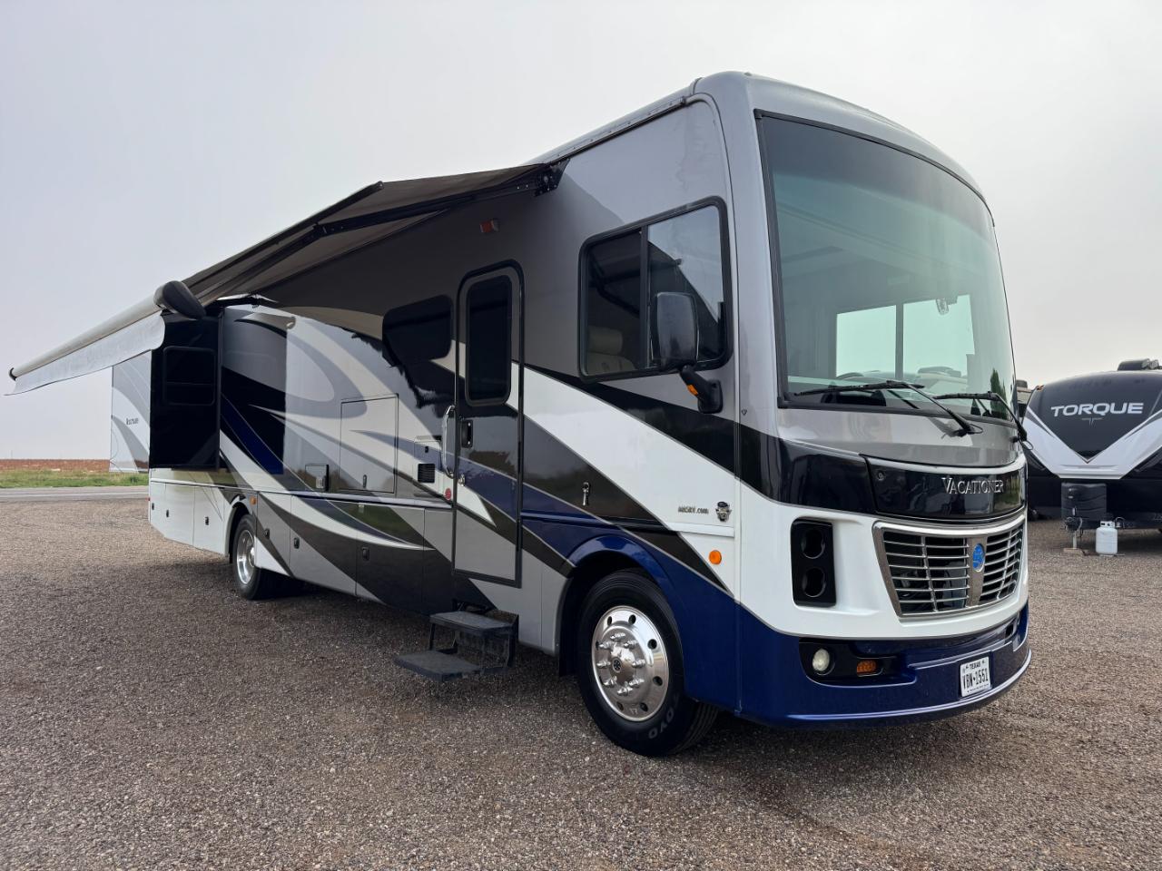 2019 Holiday Rambler Vacationer 36F