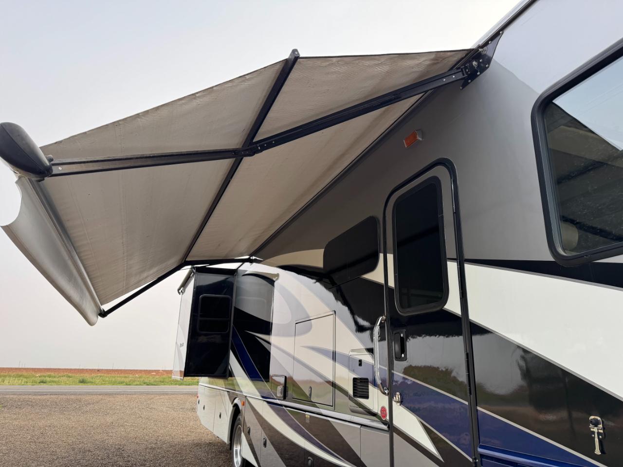 Holiday Rambler Vacationer  2019