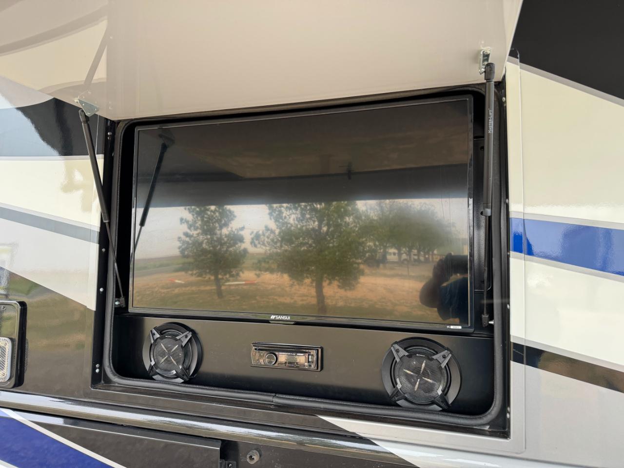 Holiday Rambler Vacationer  2019