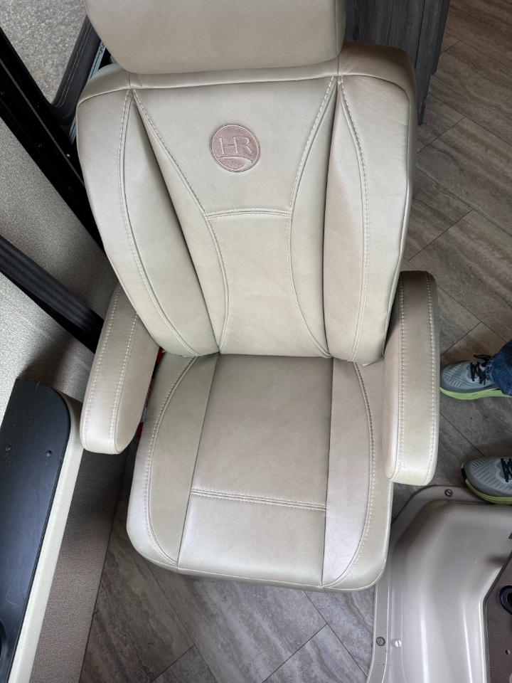 Holiday Rambler Vacationer  2019