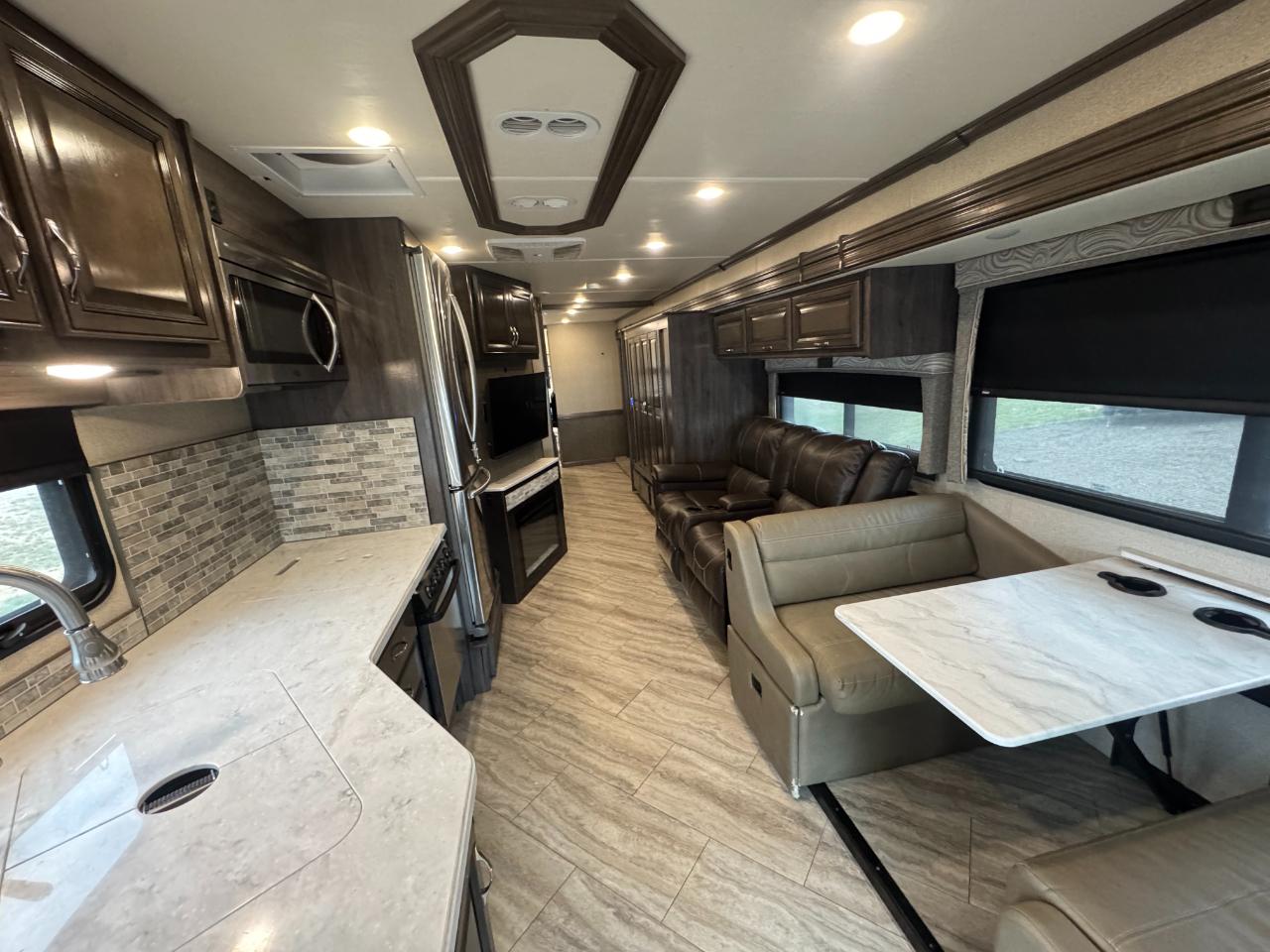 Holiday Rambler Vacationer  2019