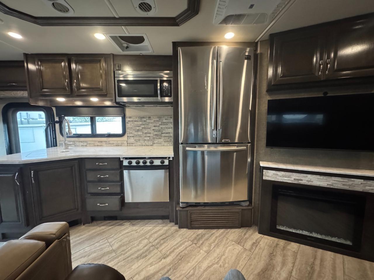 Holiday Rambler Vacationer  2019