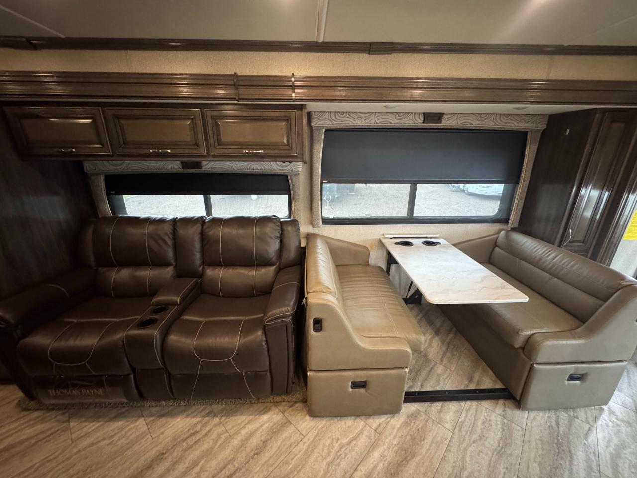Holiday Rambler Vacationer  2019